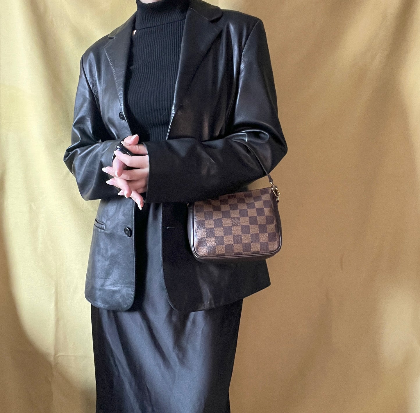 LV Damier Ebene Trousse Pochette Bag 棋盤格啡色中古方胖包