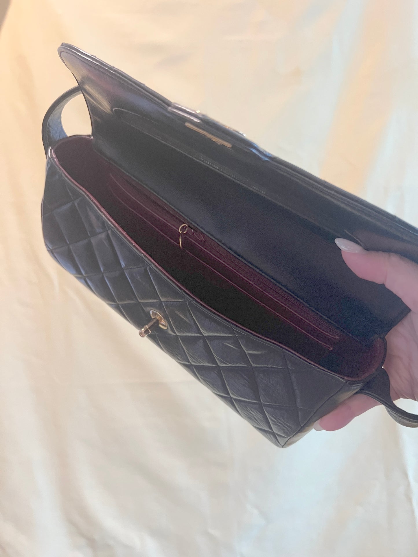 CHANEL VINTAGE FLAP BAG罕有蓋內有鏡黑色中古法棍包腋下手提袋