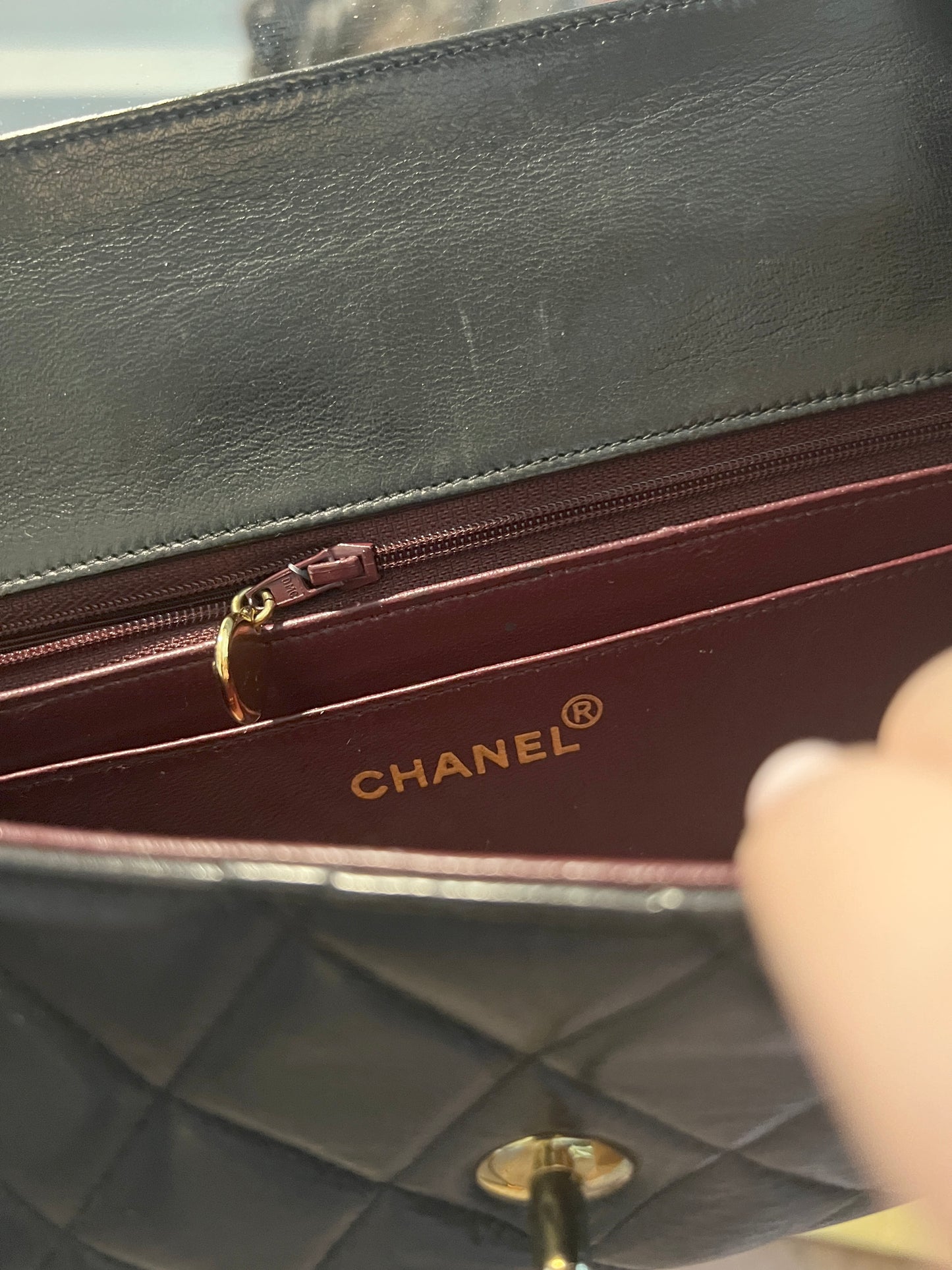 CHANEL VINTAGE FLAP BAG罕有蓋內有鏡黑色中古法棍包腋下手提袋
