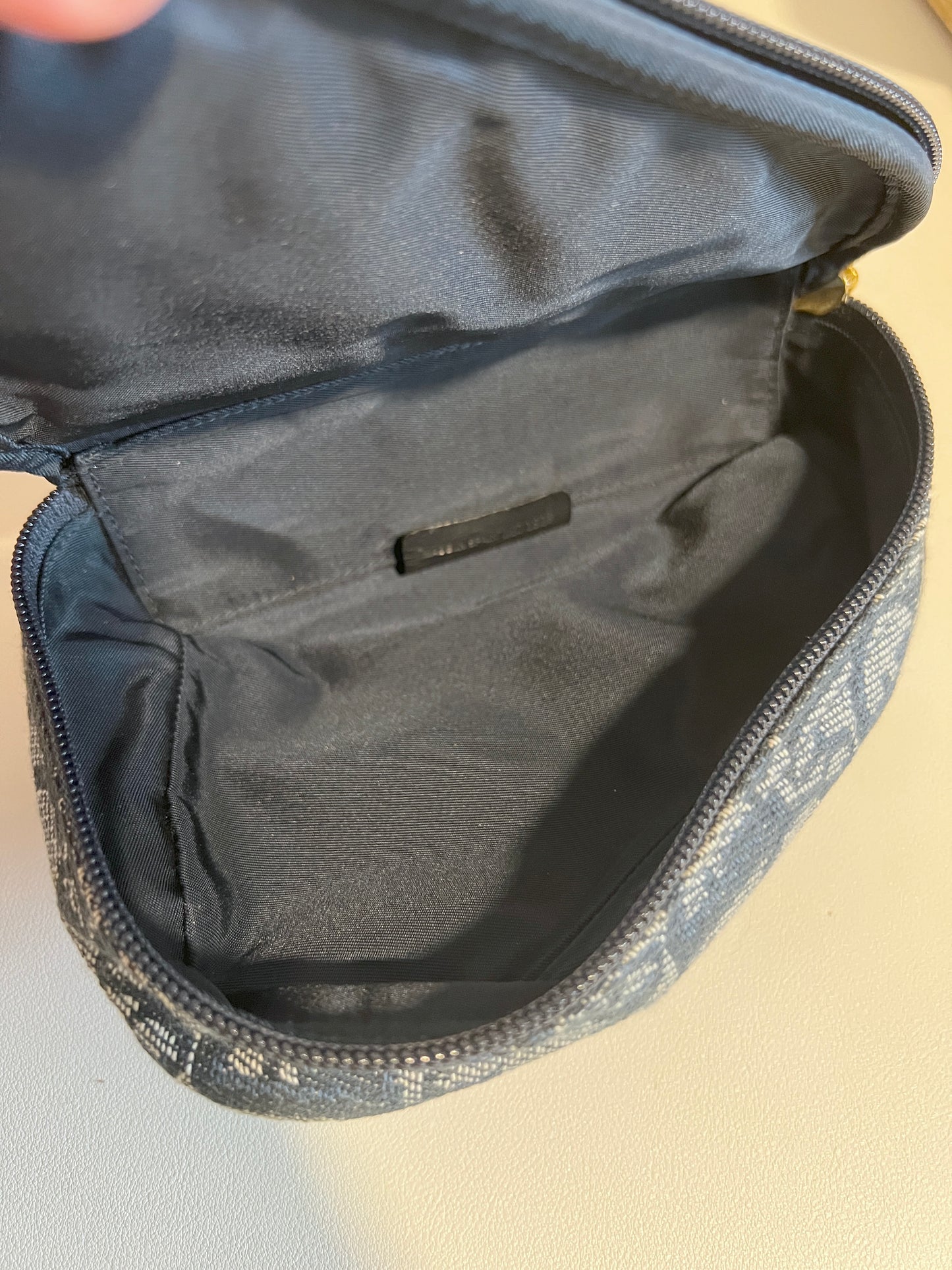 Dior深藍色馬鞍手拿包肩背側肩袋 贈金屬肩帶及珍珠吊飾 中古Vintage