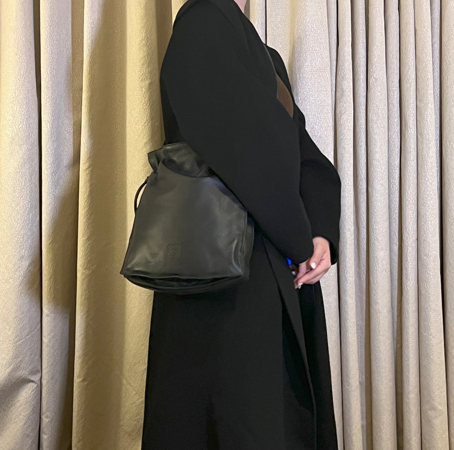 Loewe Flamenco黑色羊皮斜挎單肩束繩袋束口肩背包 日本中古美品