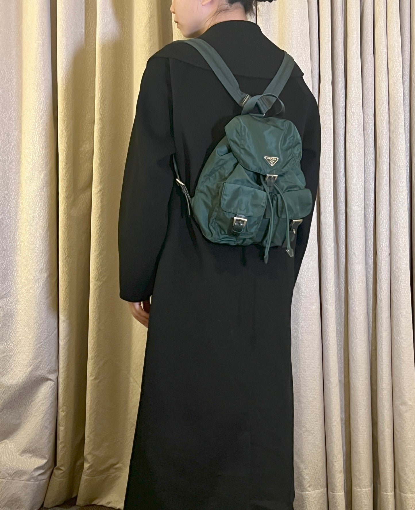 Prada綠色經典降落傘材質尼龍背包背囊 有保證卡