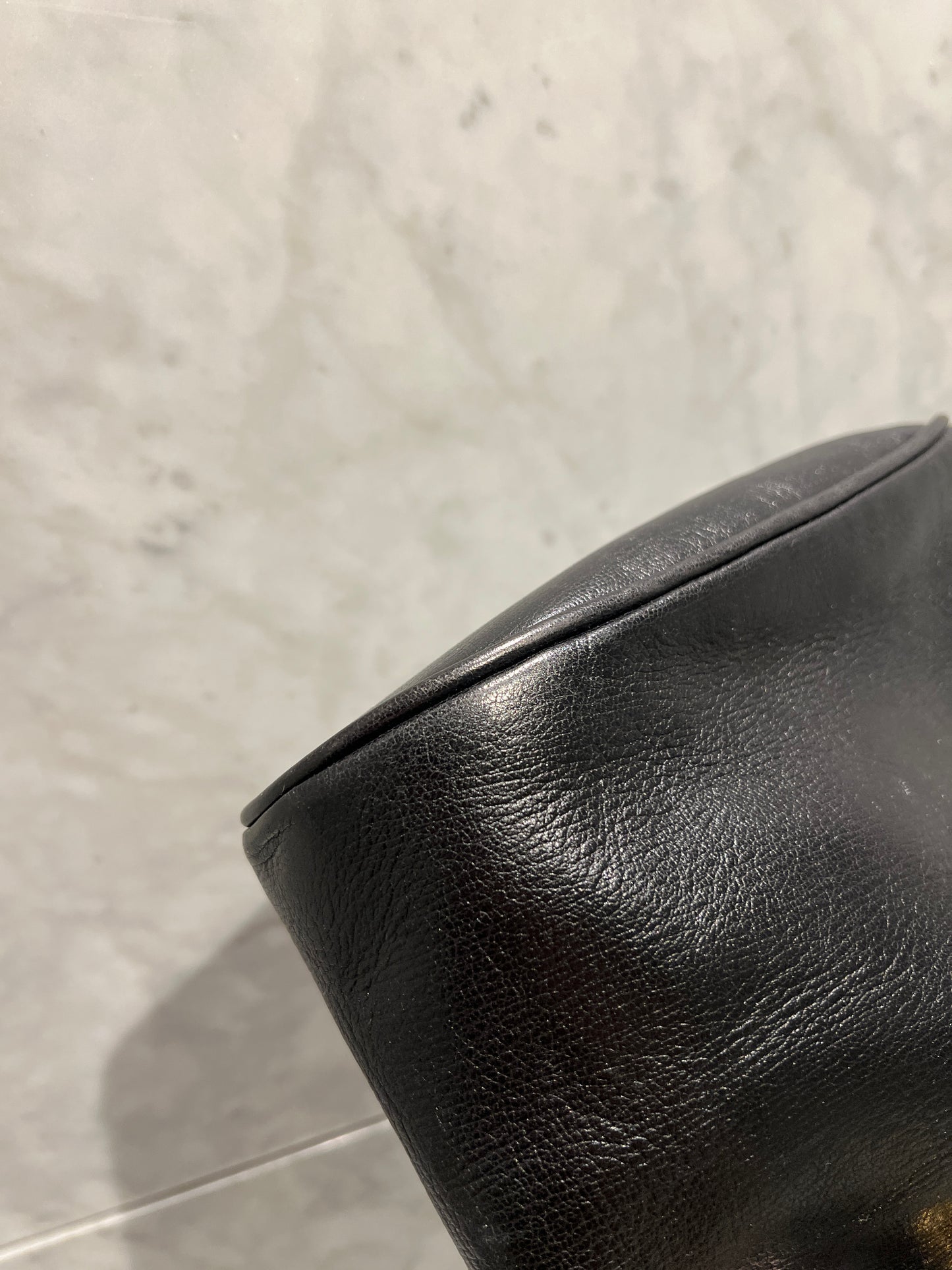 Loewe黑色橢圓蛇骨手提袋肩背包 送肩帶 日本二手Vintage