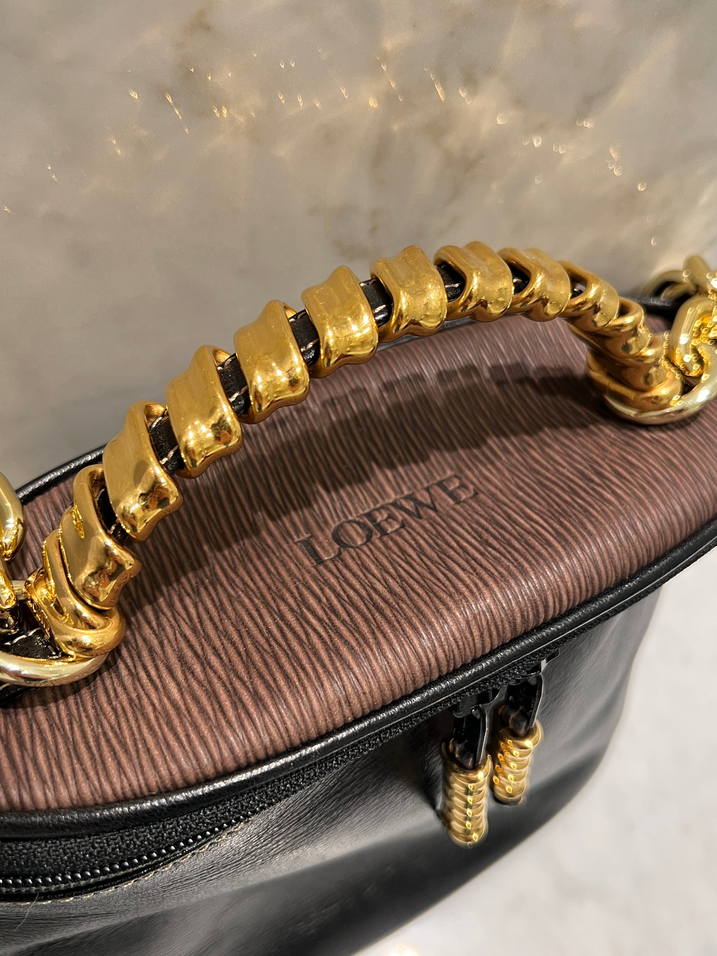 Loewe黑色橢圓蛇骨手提袋肩背包 送肩帶 日本二手Vintage
