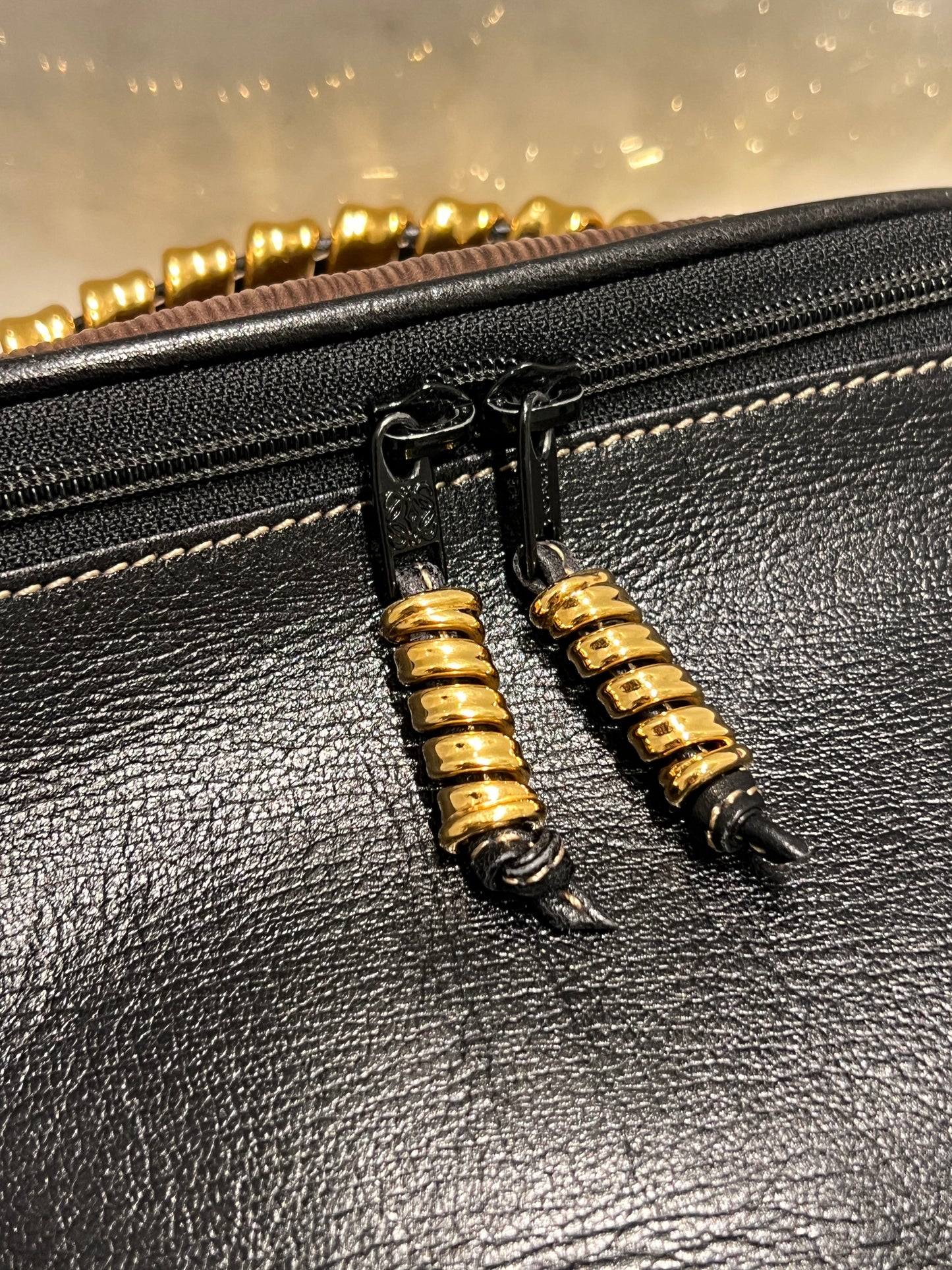 Loewe黑色橢圓蛇骨手提袋肩背包 送肩帶 日本二手Vintage