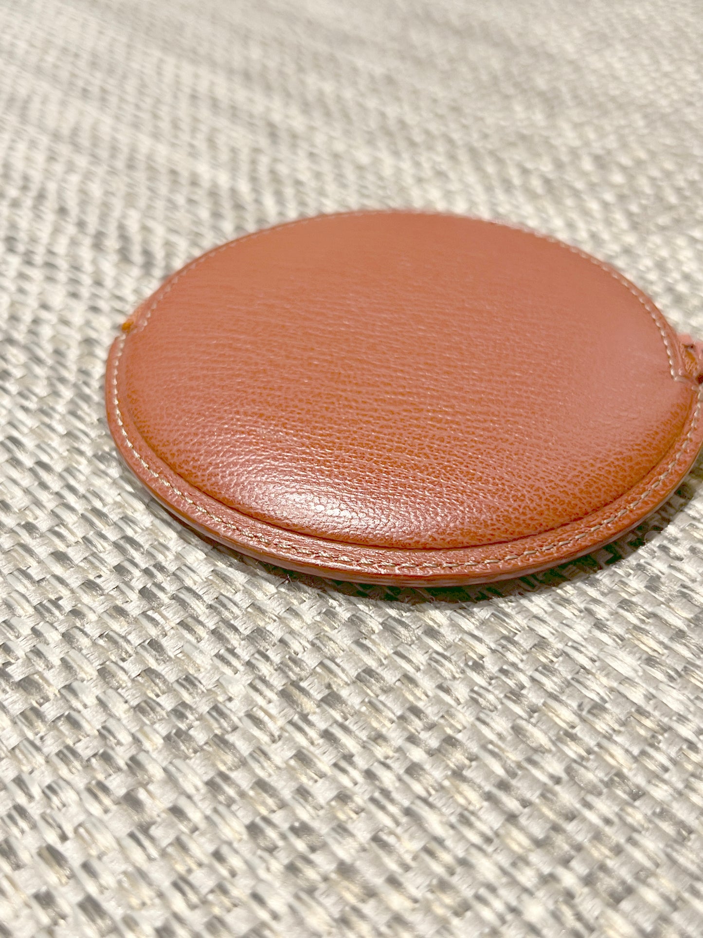 Loewe紅色紋理圓形蛇骨散子零錢包 日本中古二手Vintage