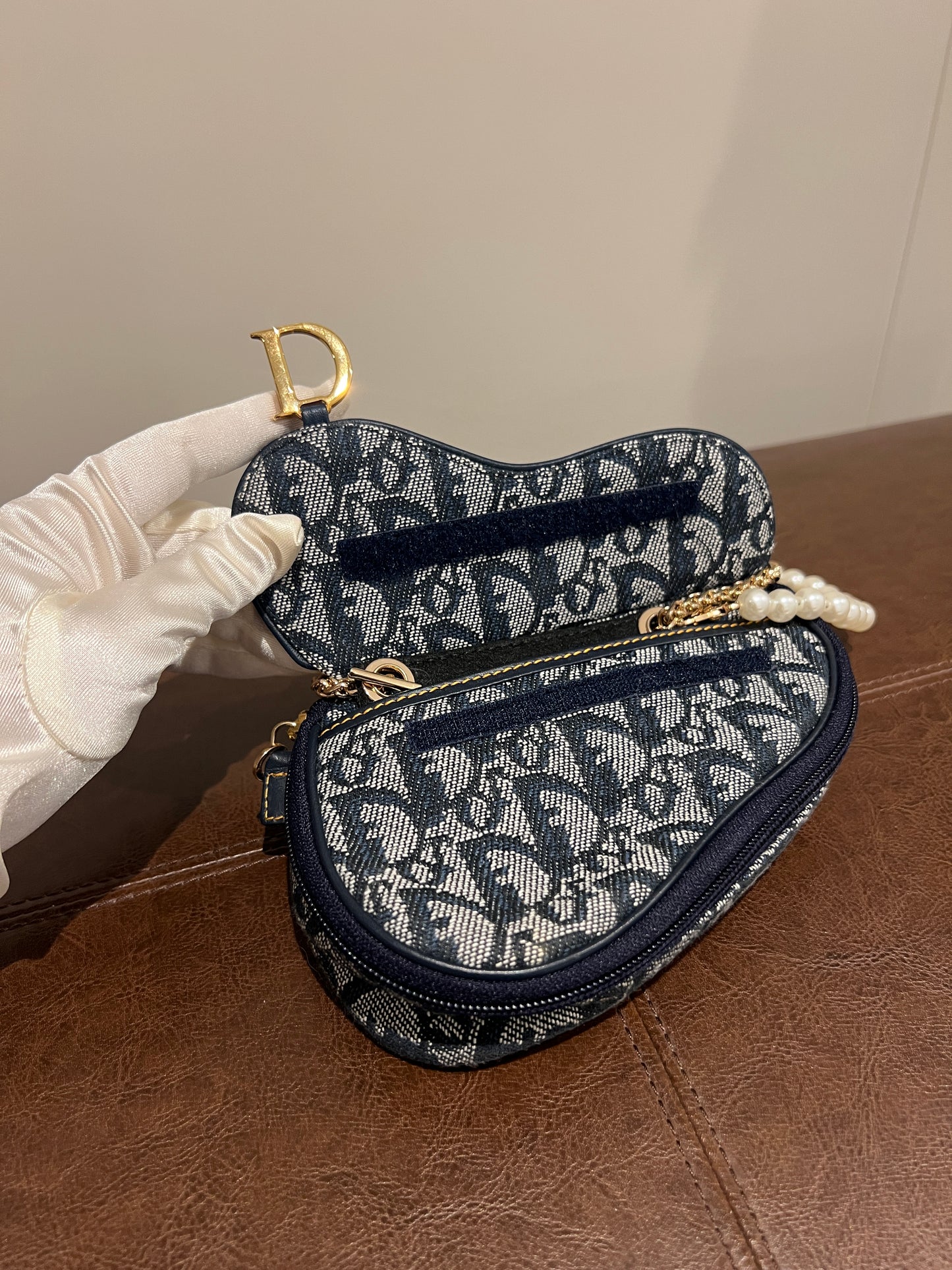 Dior Oblique Saddle藍色老花小馬鞍側背包 肩帶珍珠配飾手提鏈