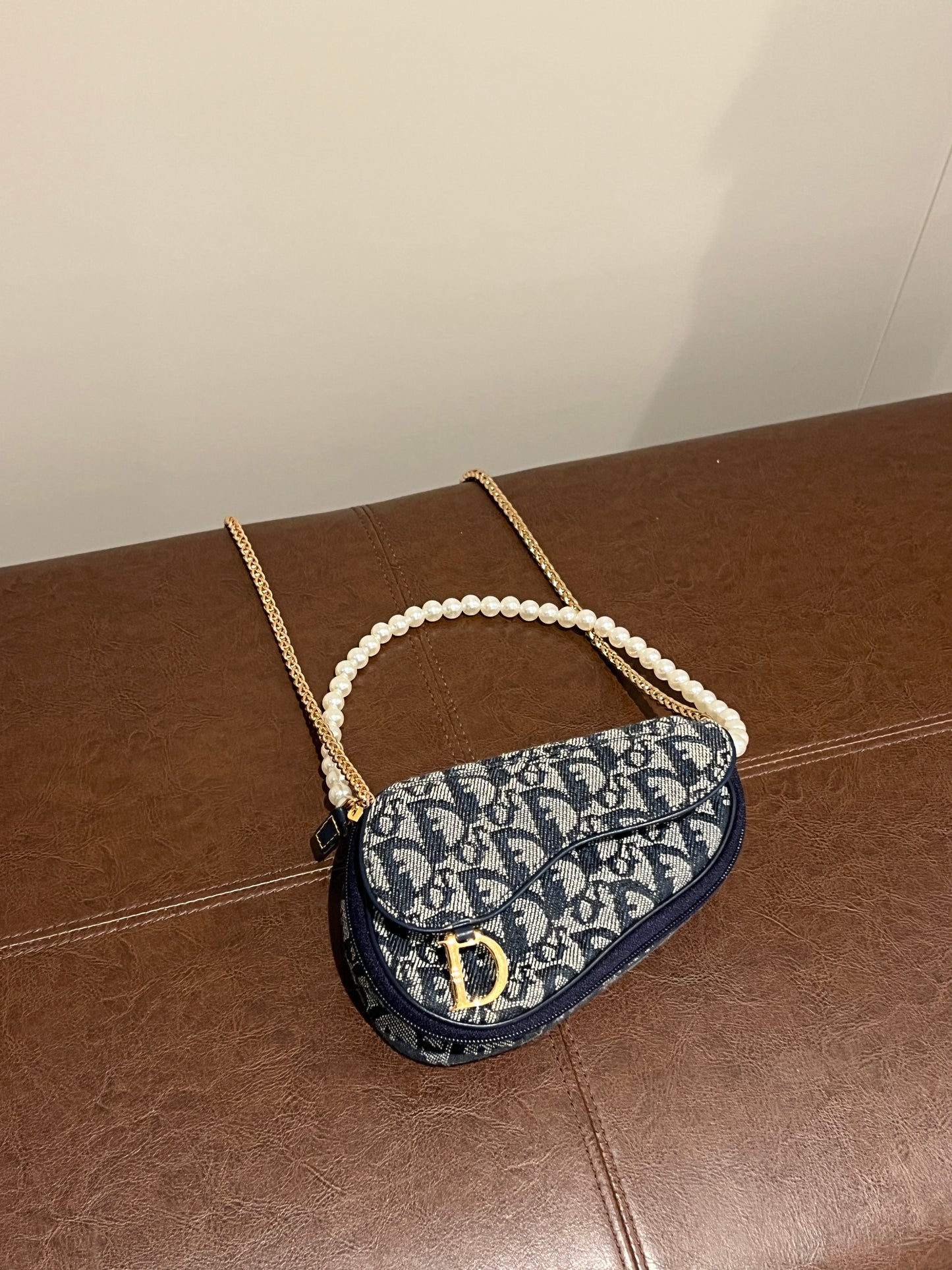 Dior Oblique Saddle藍色老花小馬鞍側背包 肩帶珍珠配飾手提鏈