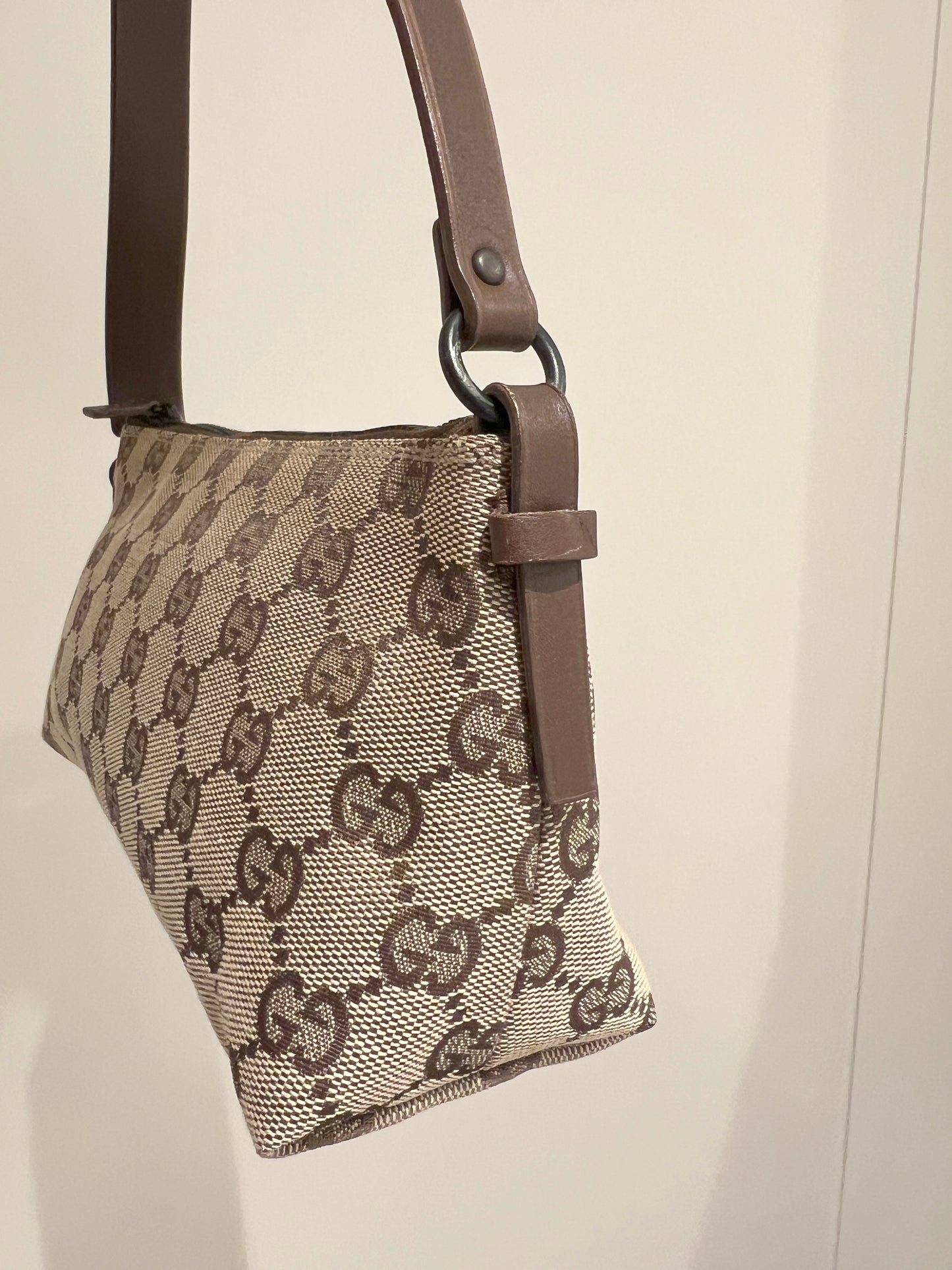 Gucci皮革手柄啡色老花手提肩背側肩袋