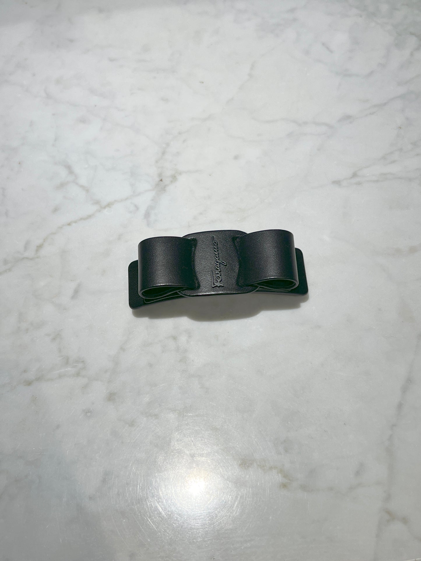 Ferragamo皮革蝴蝶結氣質髮夾 原裝盒塵袋 日本中古二手vintage