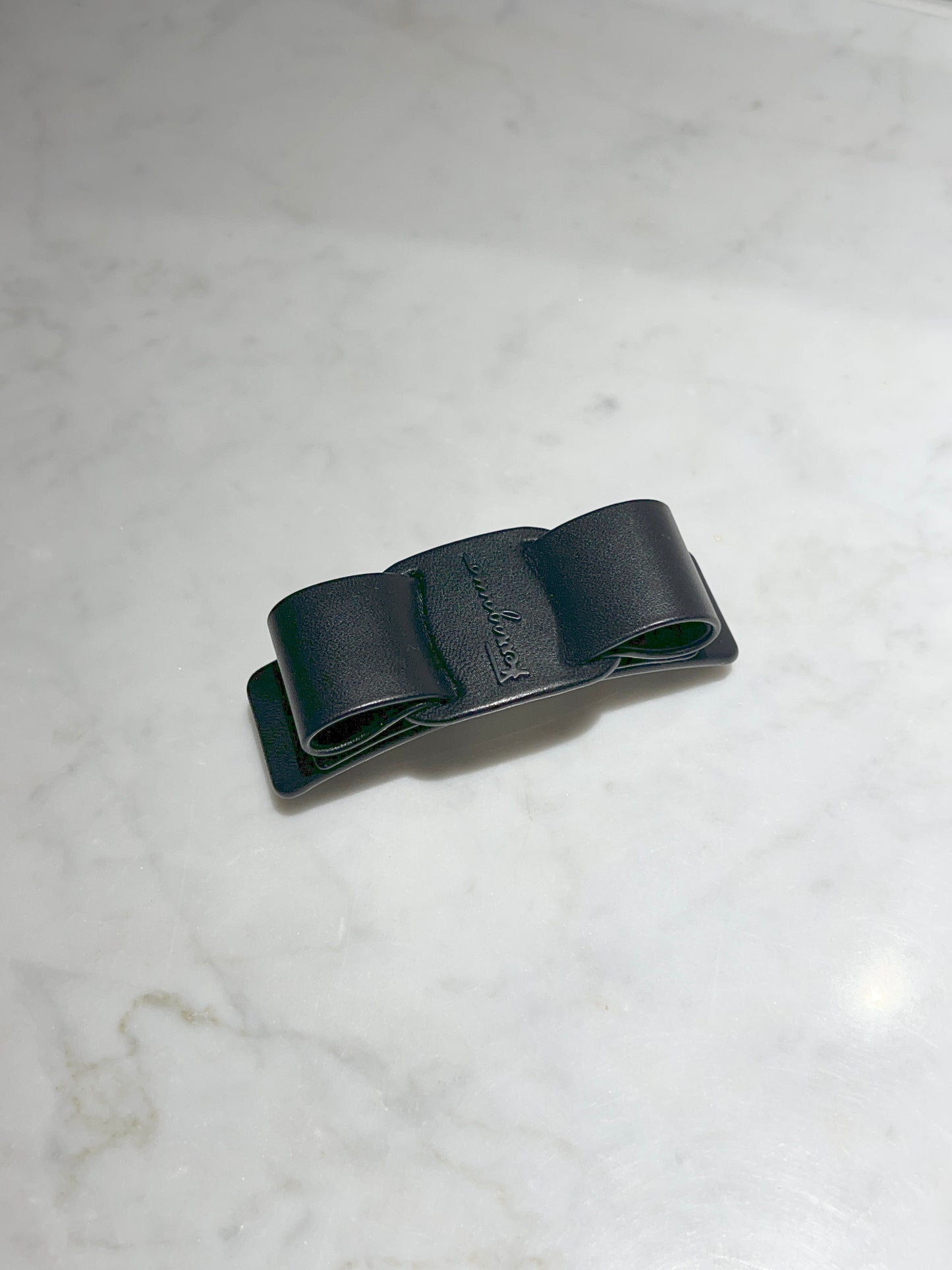 Ferragamo皮革蝴蝶結氣質髮夾 原裝盒塵袋 日本中古二手vintage