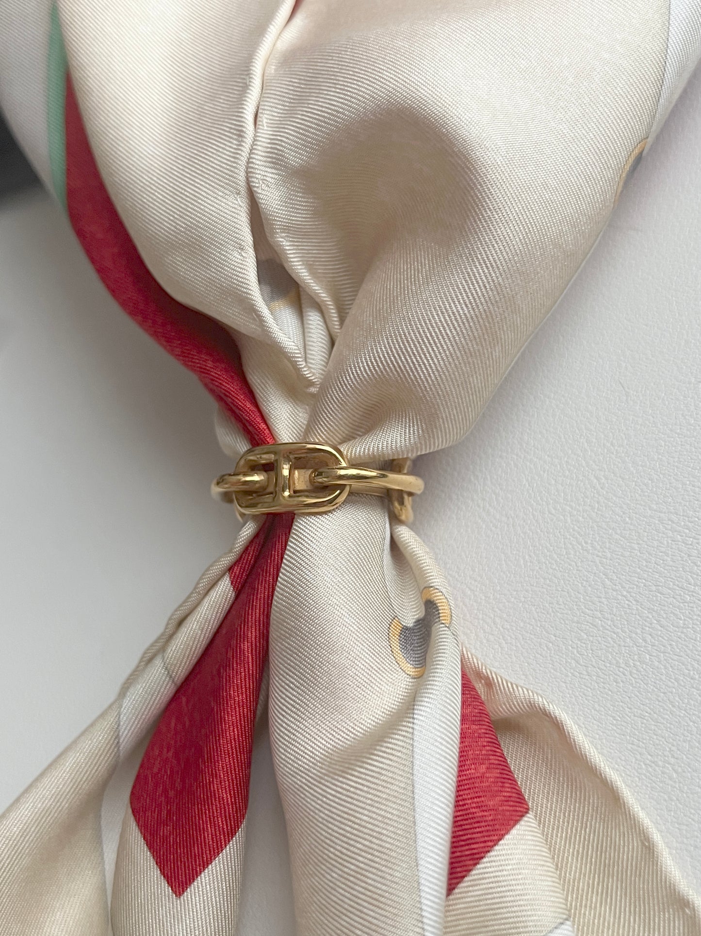 Hermes scarf ring 90 金色經典豬鼻絲巾扣環