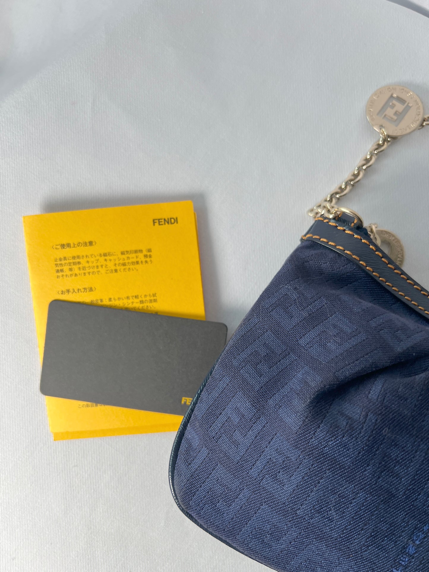 Fendi Zucca極美品深藍色老花心形星形吊飾手提袋 保證卡