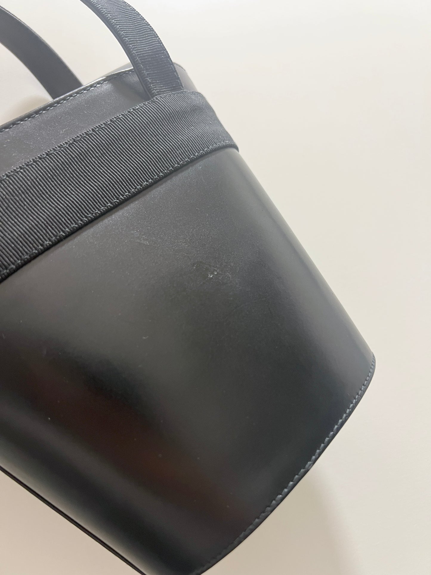 Frerragamo黑色蝴蝶結牛皮菜籃子手提袋 日本中古Vintage