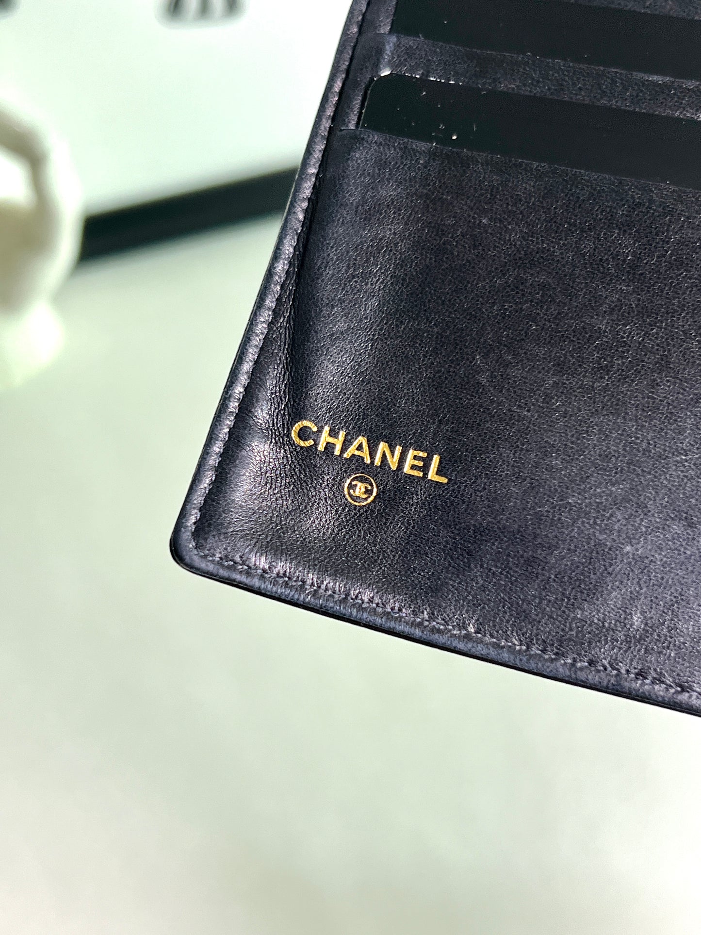 Chanel魚子醬牛皮長夾手提肩背斜肩袋 送肩帶 保證卡 原裝盒