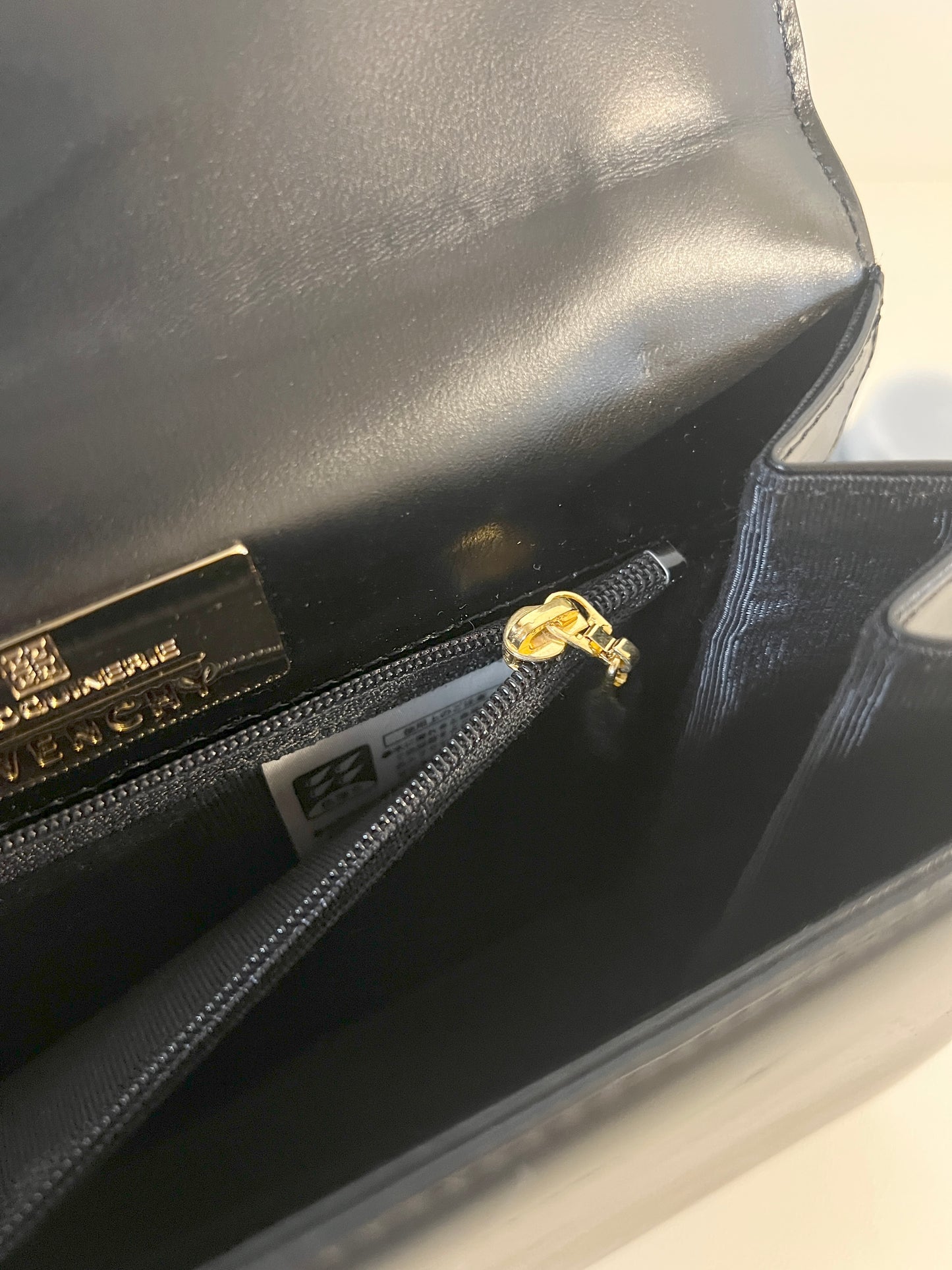 Givenchy黑色皮革手提色手挽袋 中古孤品