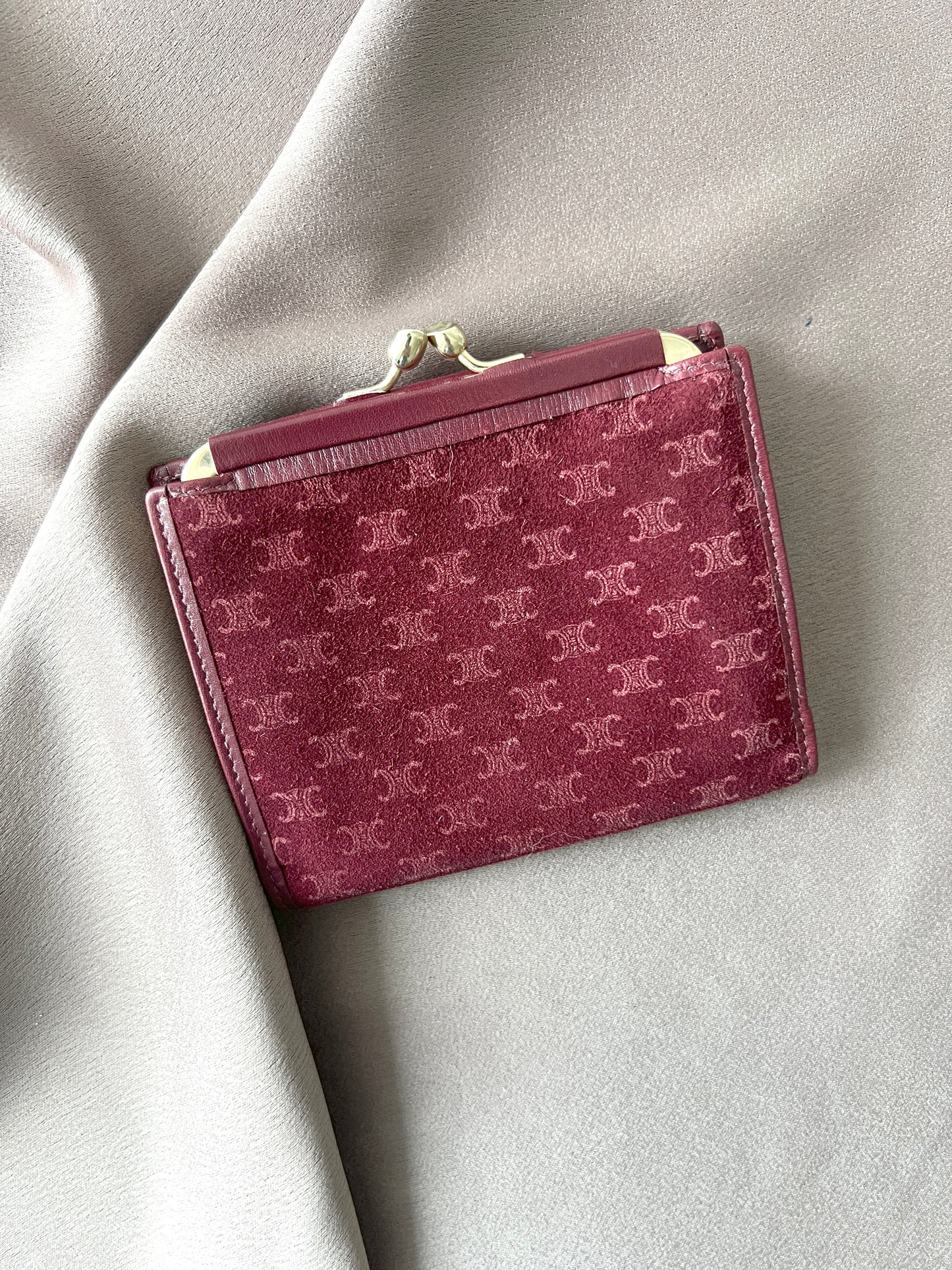 Celine Triomphe wallet 稀有中古櫻桃暗紅色猄皮皮革短夾錢包