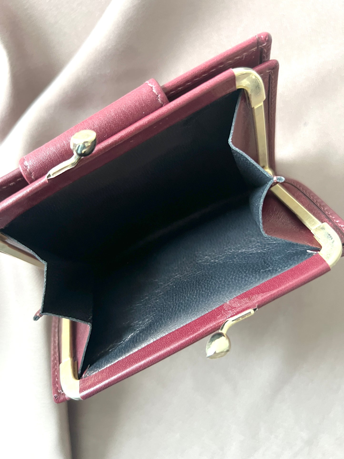 Celine Triomphe wallet 稀有中古櫻桃暗紅色猄皮皮革短夾錢包