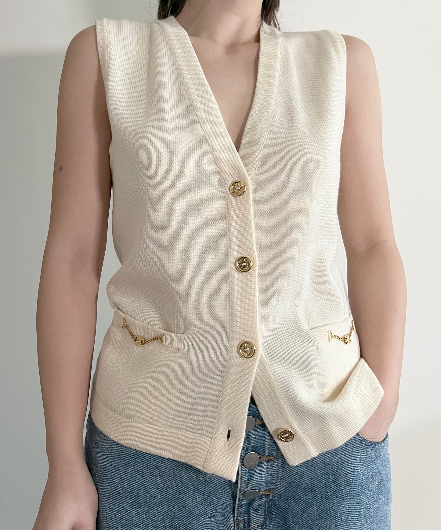CELINE Knit Vest 極美品稀有奶白色鈕扣凱旋門掛飾口袋背心外套