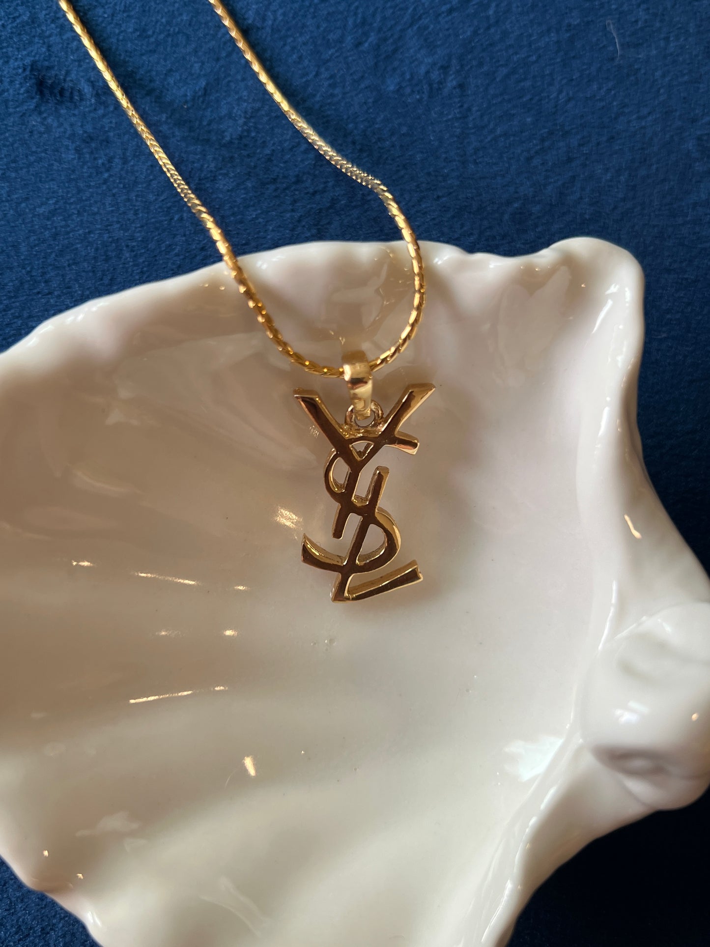 YSL Logo Vintage Necklace 金色頸鏈項鏈 美品 日本中古