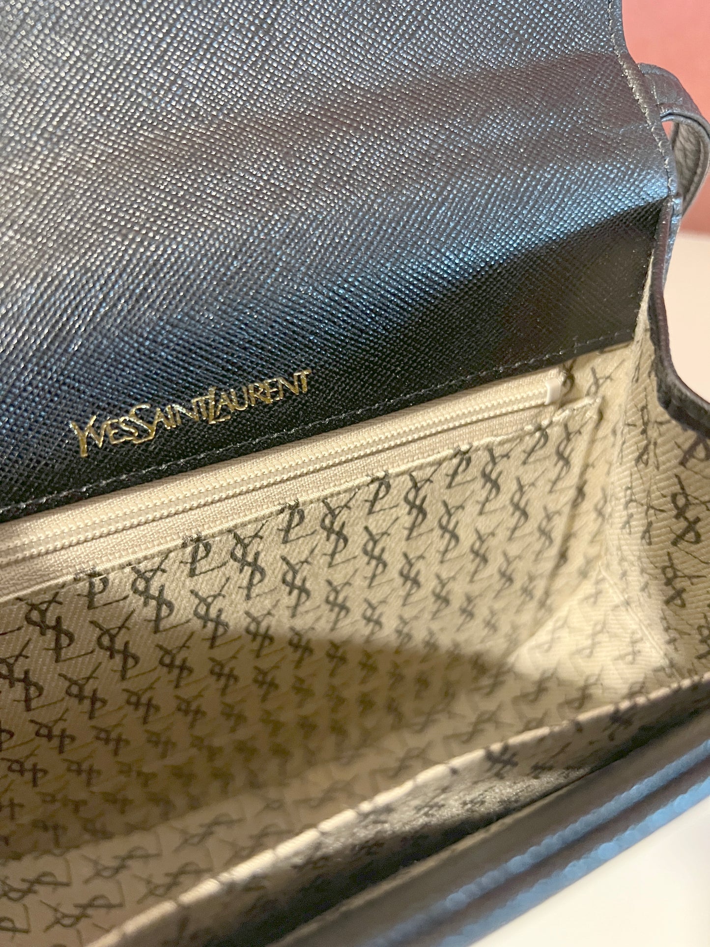 YSL SAINT LAURENT 稀有牛皮壓紋花邊翻蓋中古古董包 日本vintage