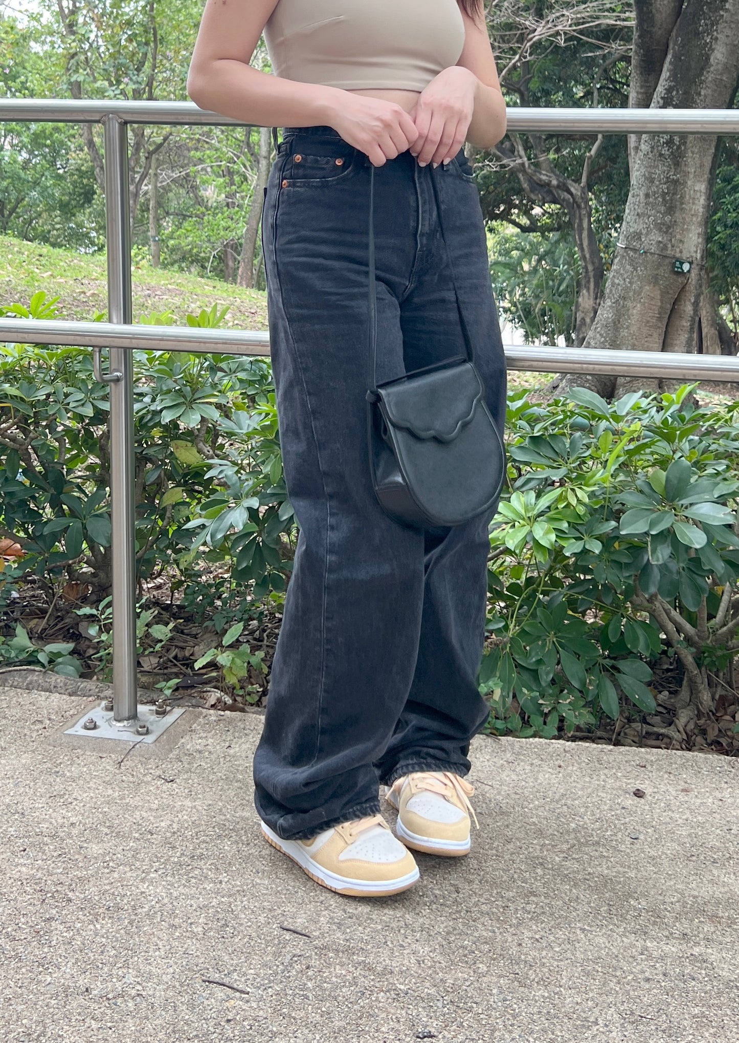 YSL SAINT LAURENT 稀有牛皮壓紋花邊翻蓋中古古董包 日本vintage