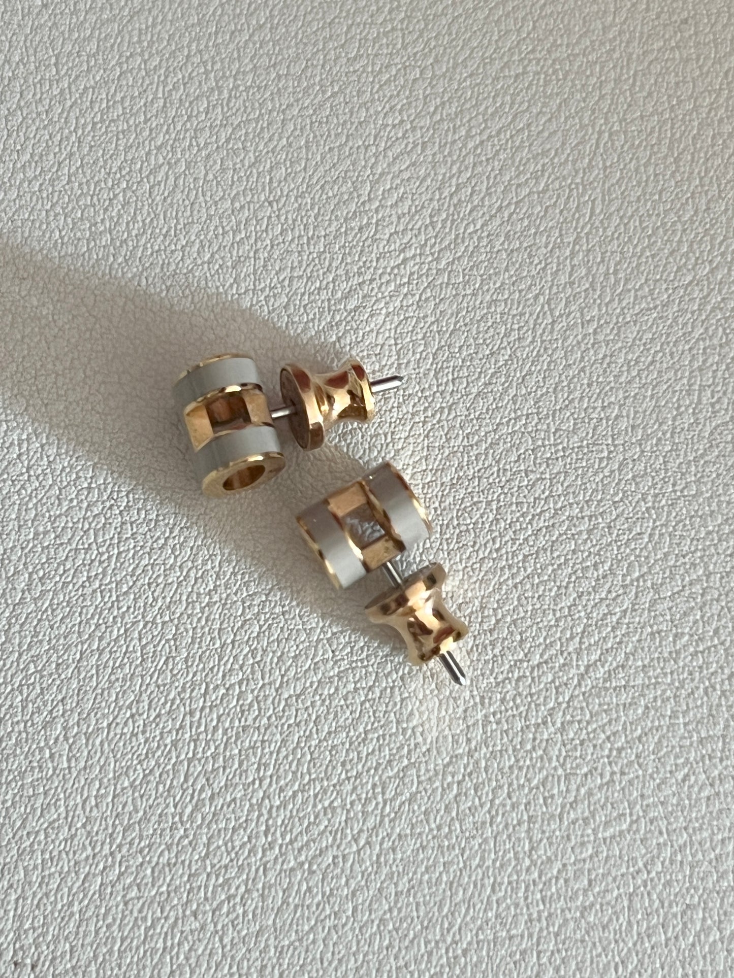 Hermes Mini Pop H earrings marron glacé 經典耳環 (品牌官方網站也是正在發售的)