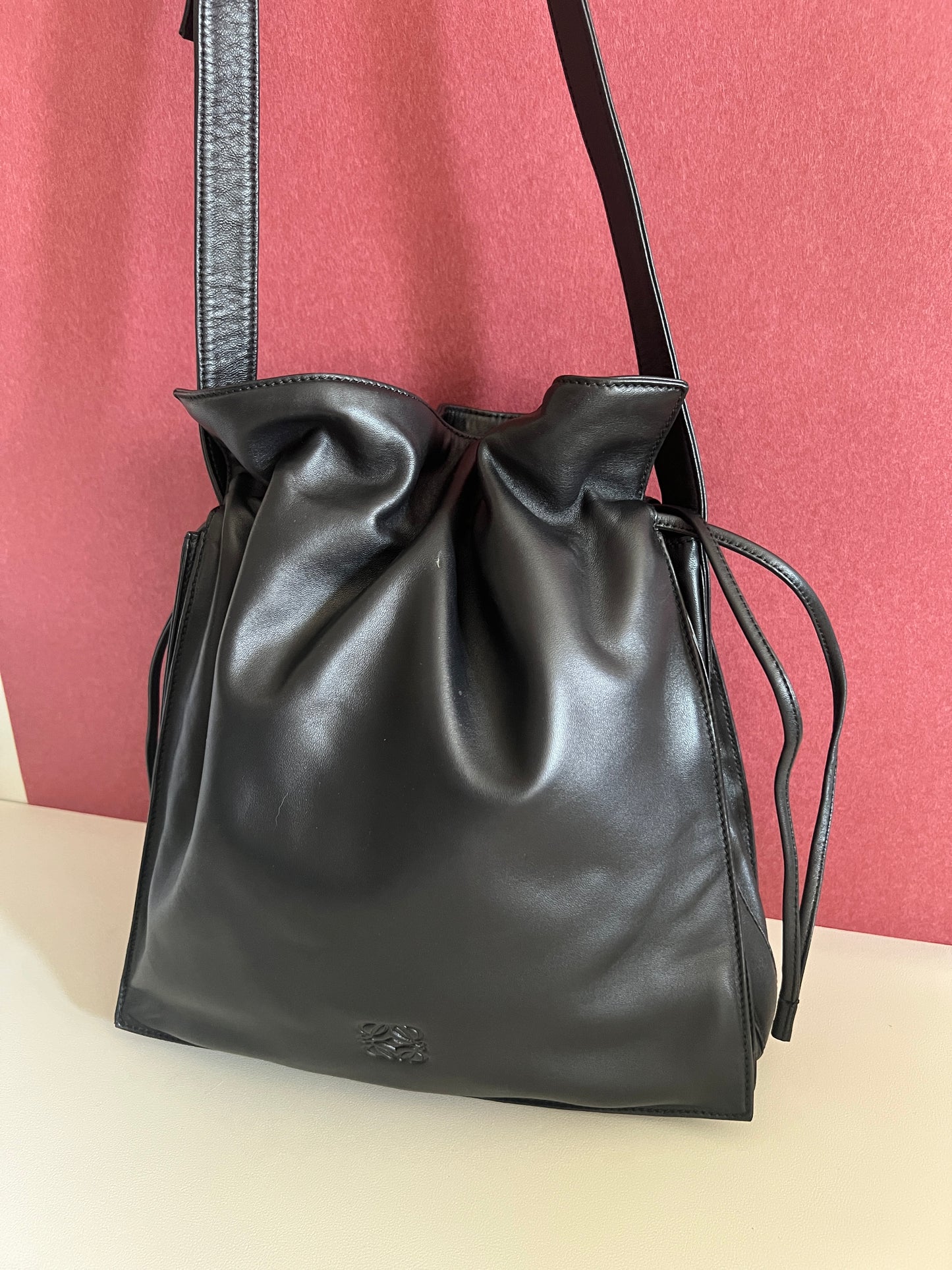 Loewe Flamenco黑色羊皮斜挎單肩束繩袋束口肩背包 日本中古二手