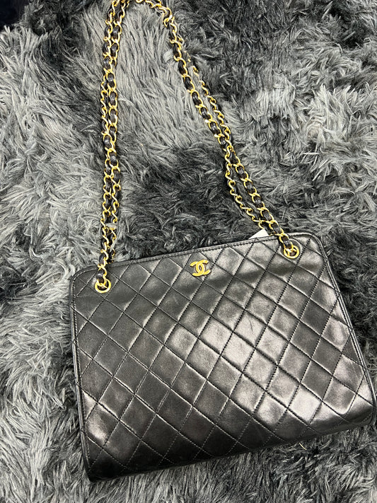 Chanel shoulder bag