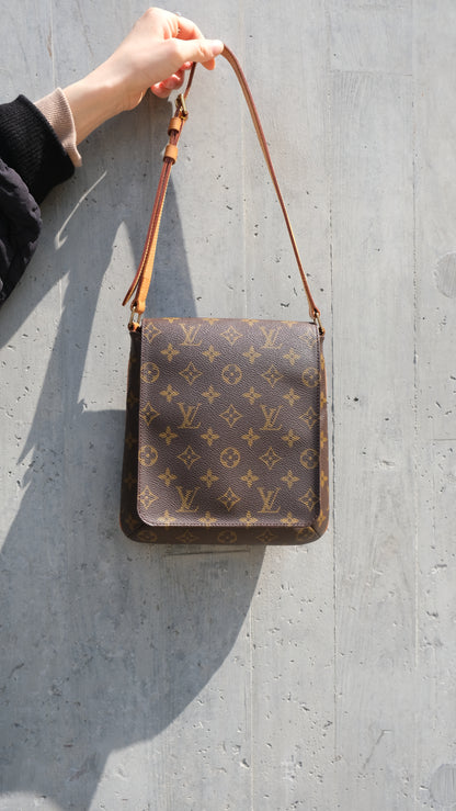 LV Louis Vuitton Musette 王菲包 手提包 腋下包 側背包