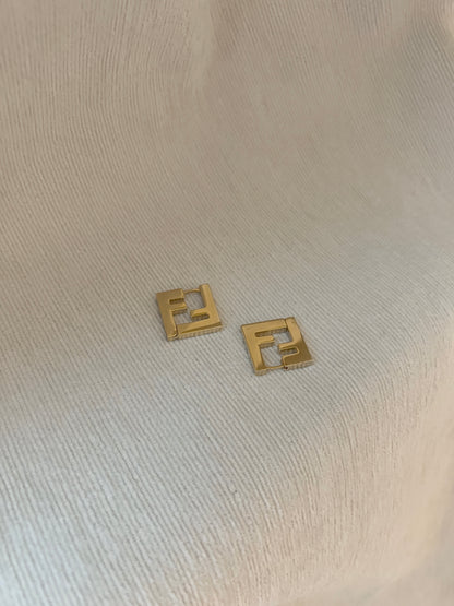 Fendi金色FF logo經典耳環 官網有售 Fendi金色FF 原裝包裝盒