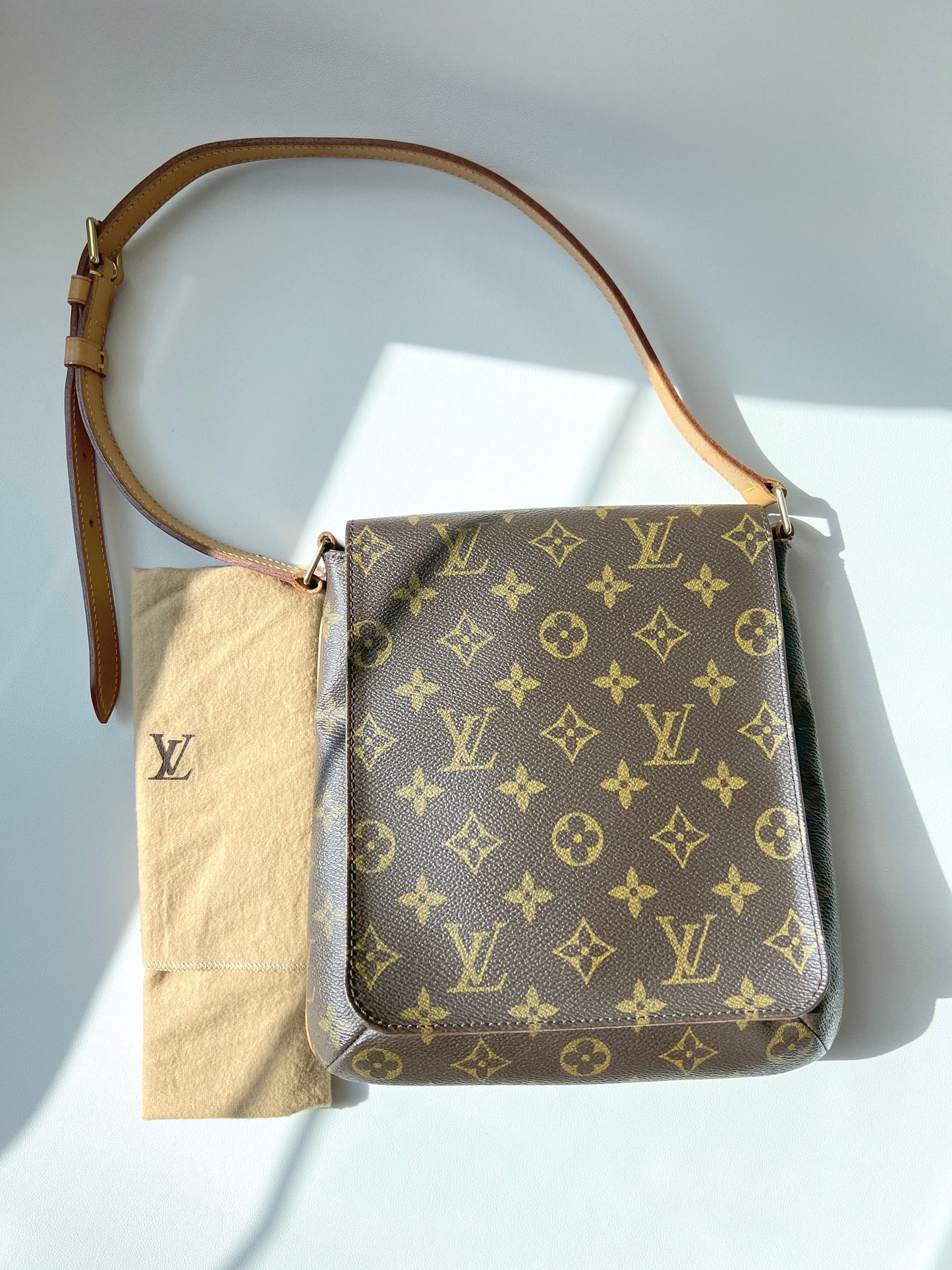 LV Louis Vuitton Musette 王菲包 手提包 腋下包 側背包