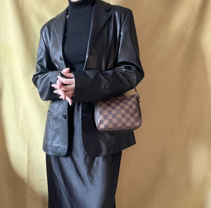 LV Damier Ebene Trousse Pochette Bag 棋盤格啡色中古方胖包