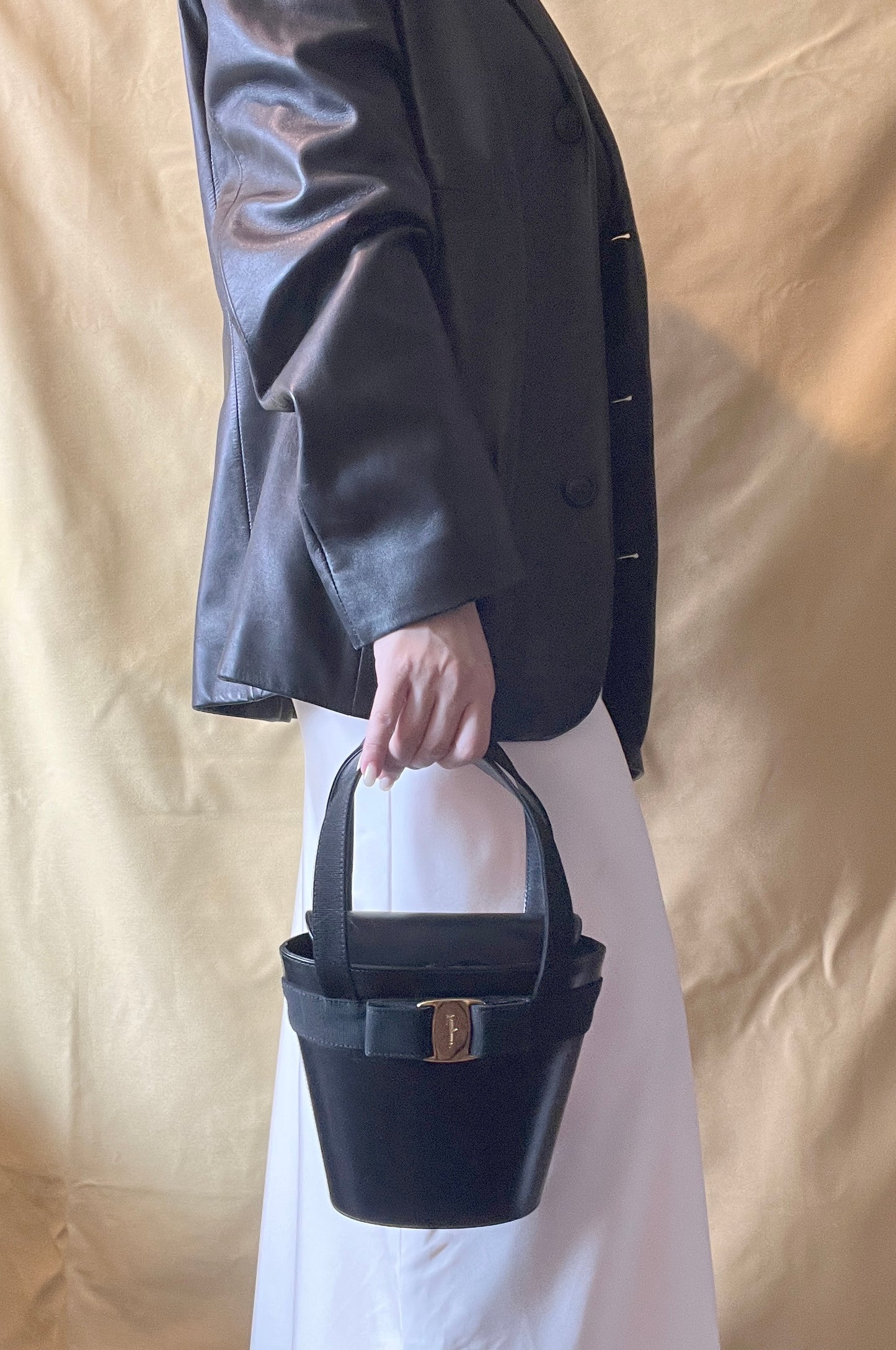 Frerragamo黑色蝴蝶結牛皮菜籃子手提袋 日本中古Vintage