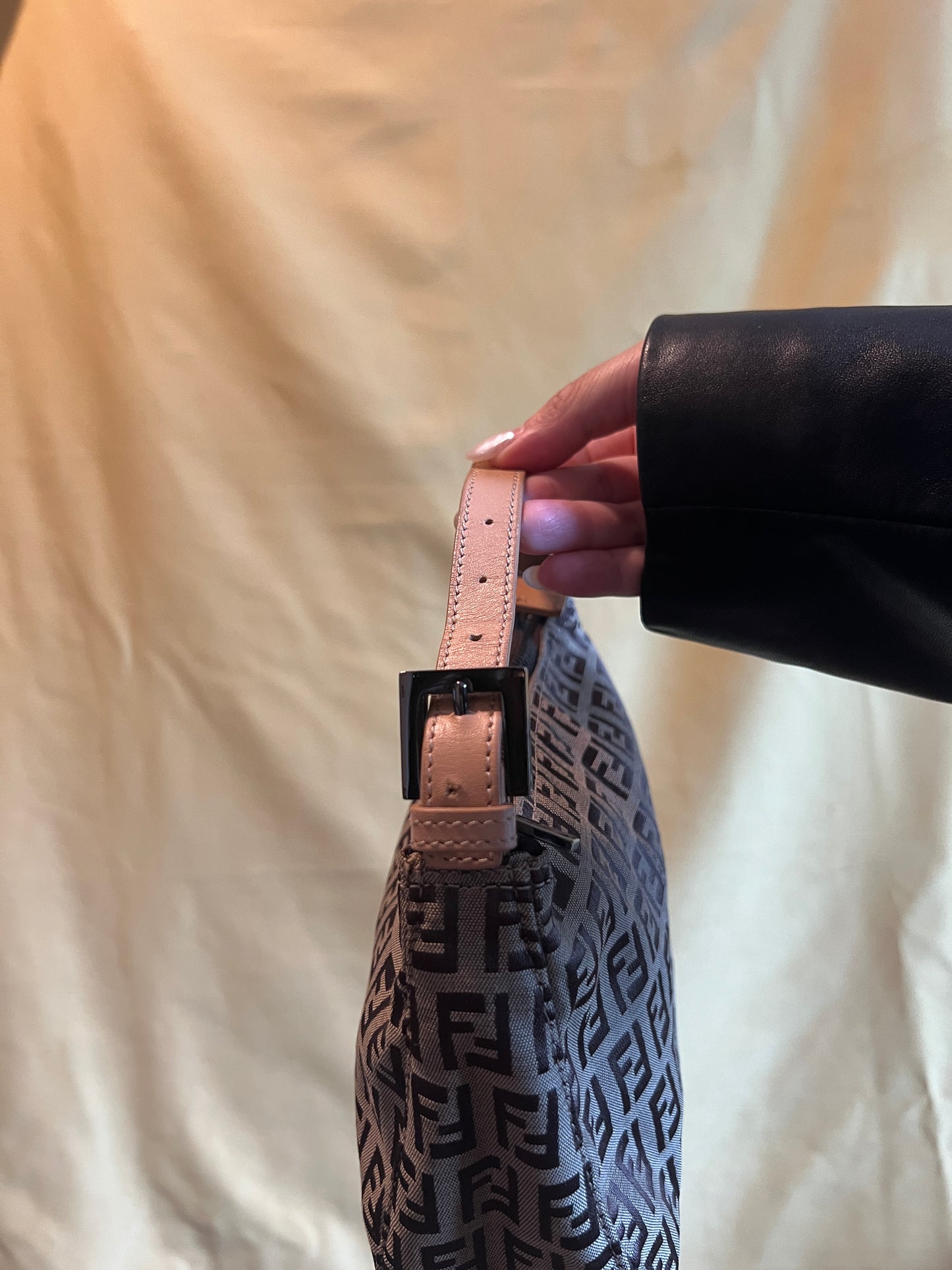 FENDI Zucchino Hand Bag 老花米啡色手提袋 日本中古Vintage