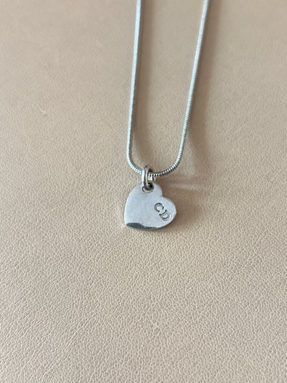 Dior銀色心形蛇骨頸鏈 / Dior Heart CD Logo Necklace