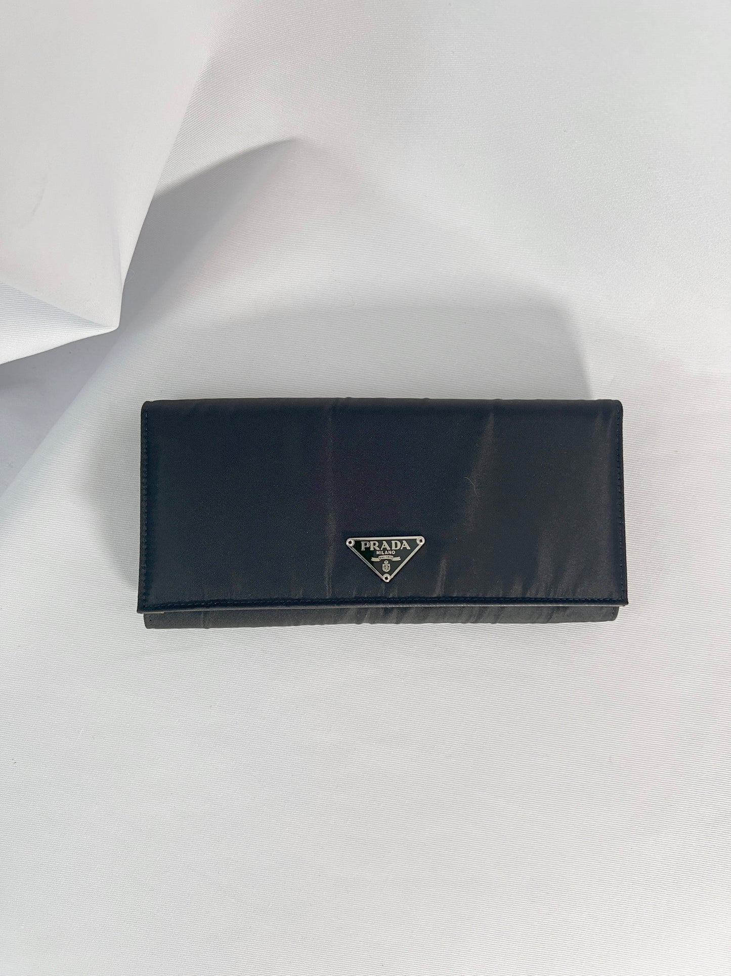 PRADA Nylon x Leather Triangle Long Wallet 尼龍皮革長銀包 有原裝盒絲帶