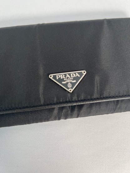 PRADA Nylon x Leather Triangle Long Wallet 尼龍皮革長銀包 有原裝盒絲帶