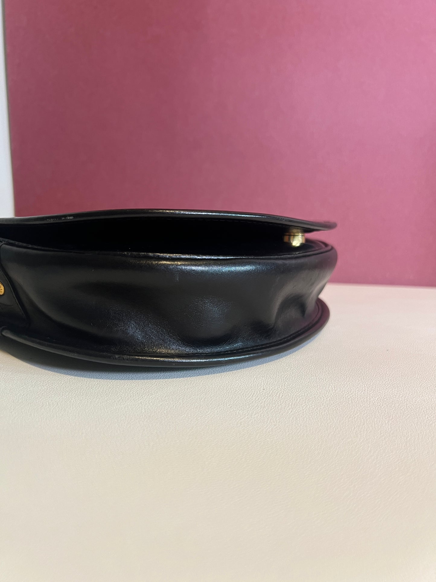 Longchamp金屬logo黑色皮革斜孭袋腋下包肩背袋 日本中古Vintage