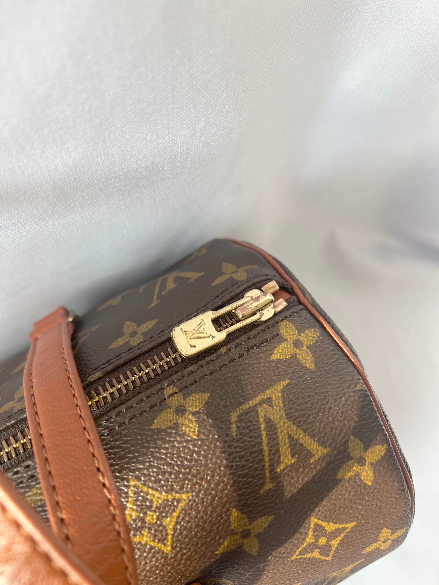 LV Monogram Papillon 30 圓筒形手提袋贈送肩帶則斜背包 中古