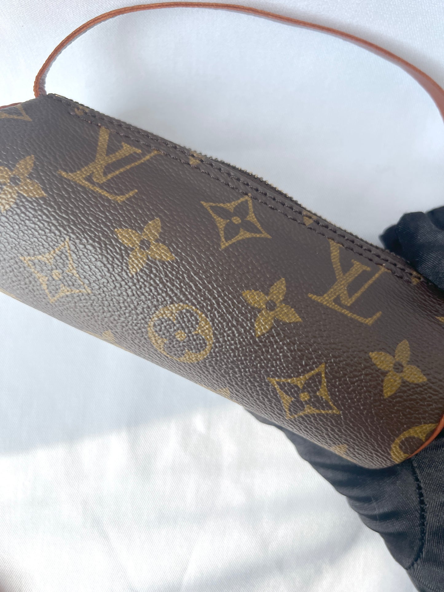 LV Monogram Papillon小圓筒形手提袋 贈送肩帶側斜背包 中古