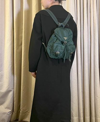 Prada綠色經典降落傘材質尼龍背包背囊 有保證卡