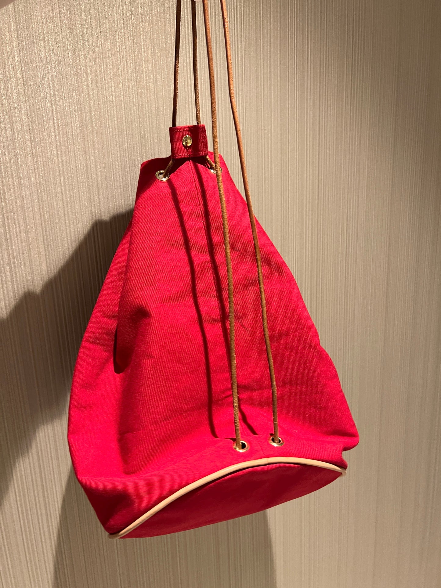 HERMES Vintage Backpack中古紅色帆布金扣皮革肩帶背包皮肩背袋