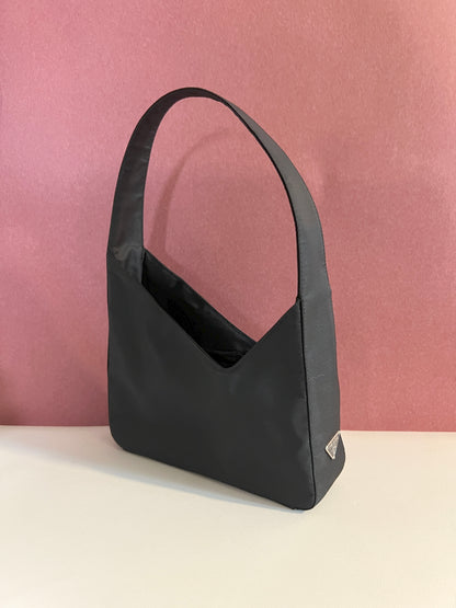 Prada Nylon Shoulder Bag稀有獨特袋口手提腋下包 保證卡 中古