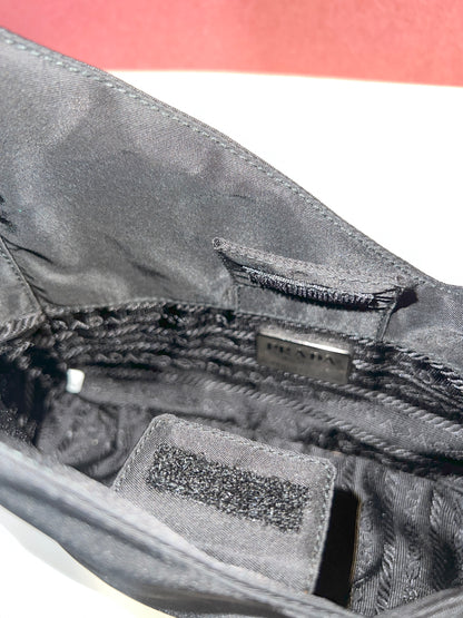 Prada Nylon Shoulder Bag稀有獨特袋口手提腋下包 保證卡 中古