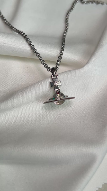 Vivienne Westwood Orb Pendant Necklace / Vivienne Westwood土星銀頸鏈 Orb Pendant Necklace